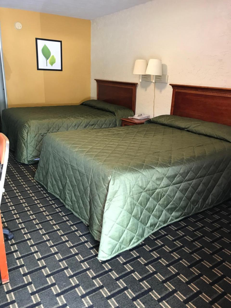Applegate Inn Cleveland Exterior photo